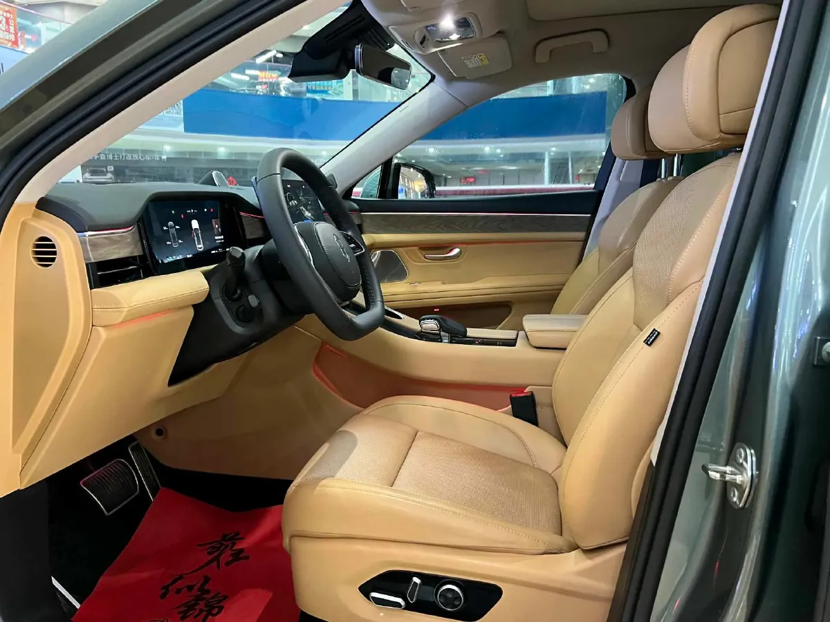 2022 JMC YuHu 7 2.0T 141HP L4 8AT,autocango,china used car exporter,china ev exporter,chinese used car exporter,chinese used ev exporter