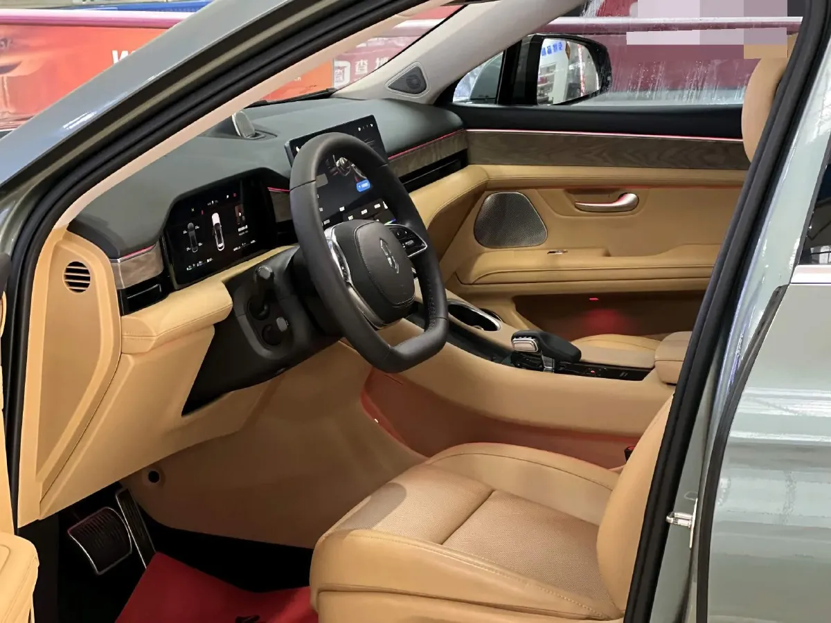 2022 JMC YuHu 7 2.0T 141HP L4 8AT,autocango,china used car exporter,china ev exporter,chinese used car exporter,chinese used ev exporter