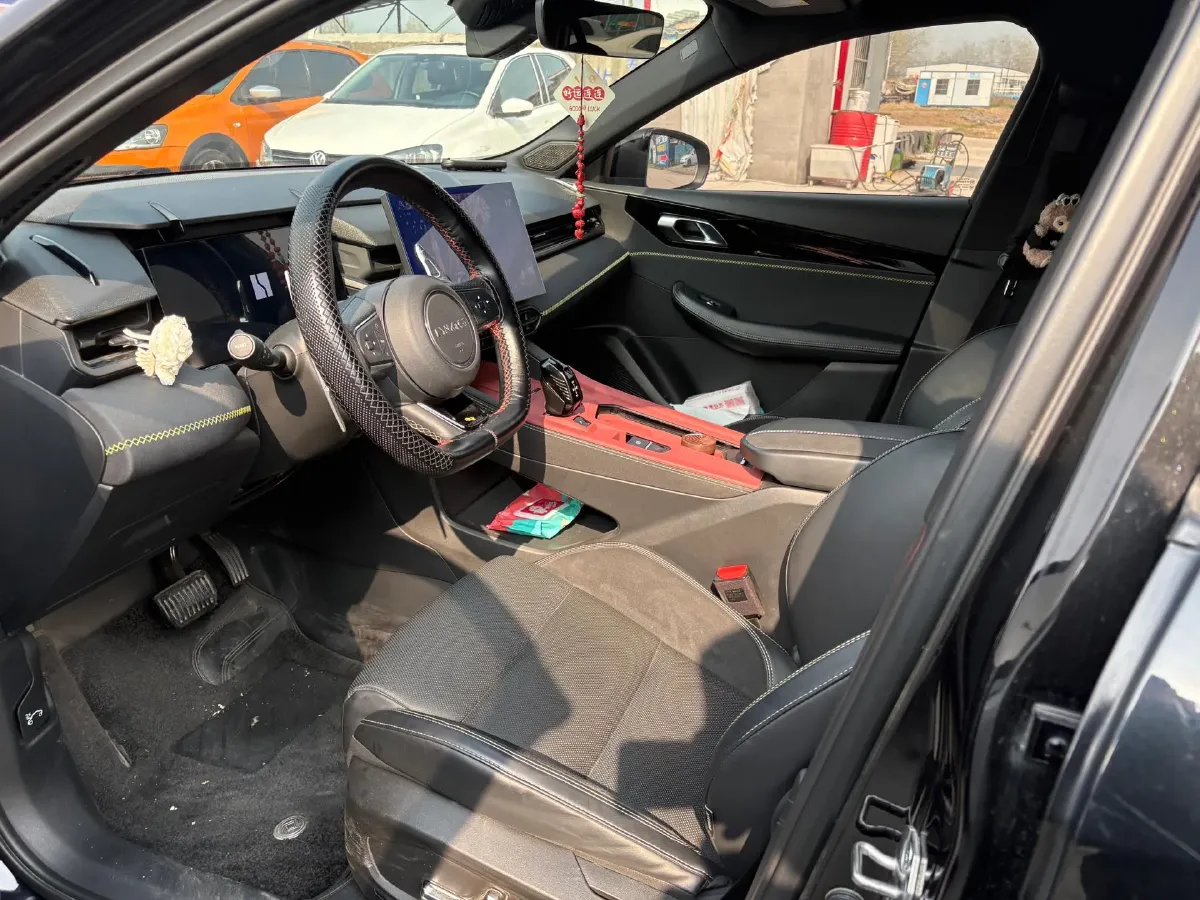 2023 MAXUS G50 1.5T 181HP L4 7DCT,autocango,china used car exporter,china ev exporter,chinese used car exporter,chinese used ev exporter