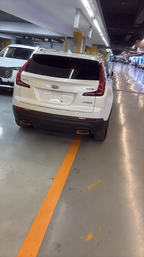 2021 Cadillac XT4 2.0T 237HP L4 9AT,autocango,china used car exporter,china ev exporter,chinese used car exporter,chinese used ev exporter