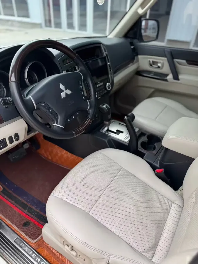 2017 Honda Jade 1.8L 141HP L4 5AT,autocango,china used car exporter,china ev exporter,chinese used car exporter,chinese used ev exporter