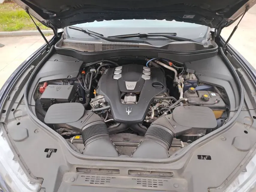 2021 Maserati Levante 3.0T 350HP V6 8AT,autocango,china used car exporter,china ev exporter,chinese used car exporter,chinese used ev exporter