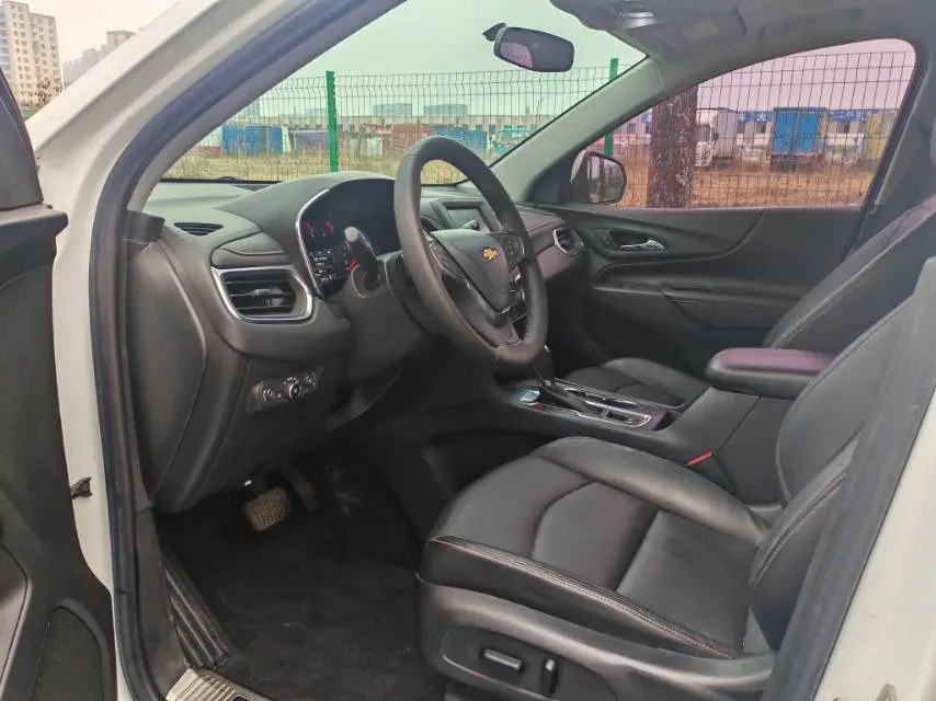 2019 Chevrolet Equinox 1.5T 169HP L4 6AT,autocango,china used car exporter,china ev exporter,chinese used car exporter,chinese used ev exporter