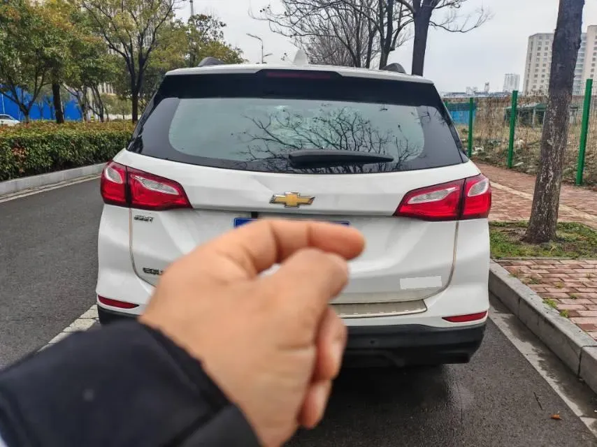 2019 Chevrolet Equinox 1.5T 169HP L4 6AT,autocango,china used car exporter,china ev exporter,chinese used car exporter,chinese used ev exporter
