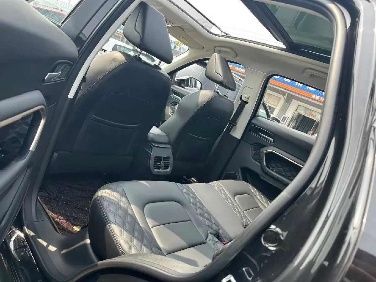 2021 Haval H6 1.5T 150HP L4 7DCT,autocango,china used car exporter,china ev exporter,chinese used car exporter,chinese used ev exporter