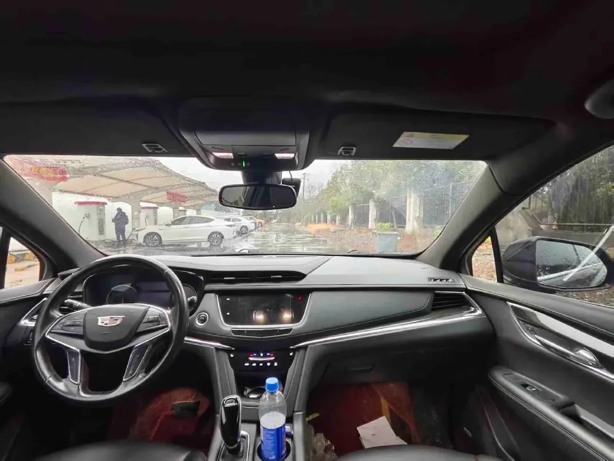 2021 Cadillac XT5 2.0T 237HP L4 9AT,autocango,china used car exporter,china ev exporter,chinese used car exporter,chinese used ev exporter