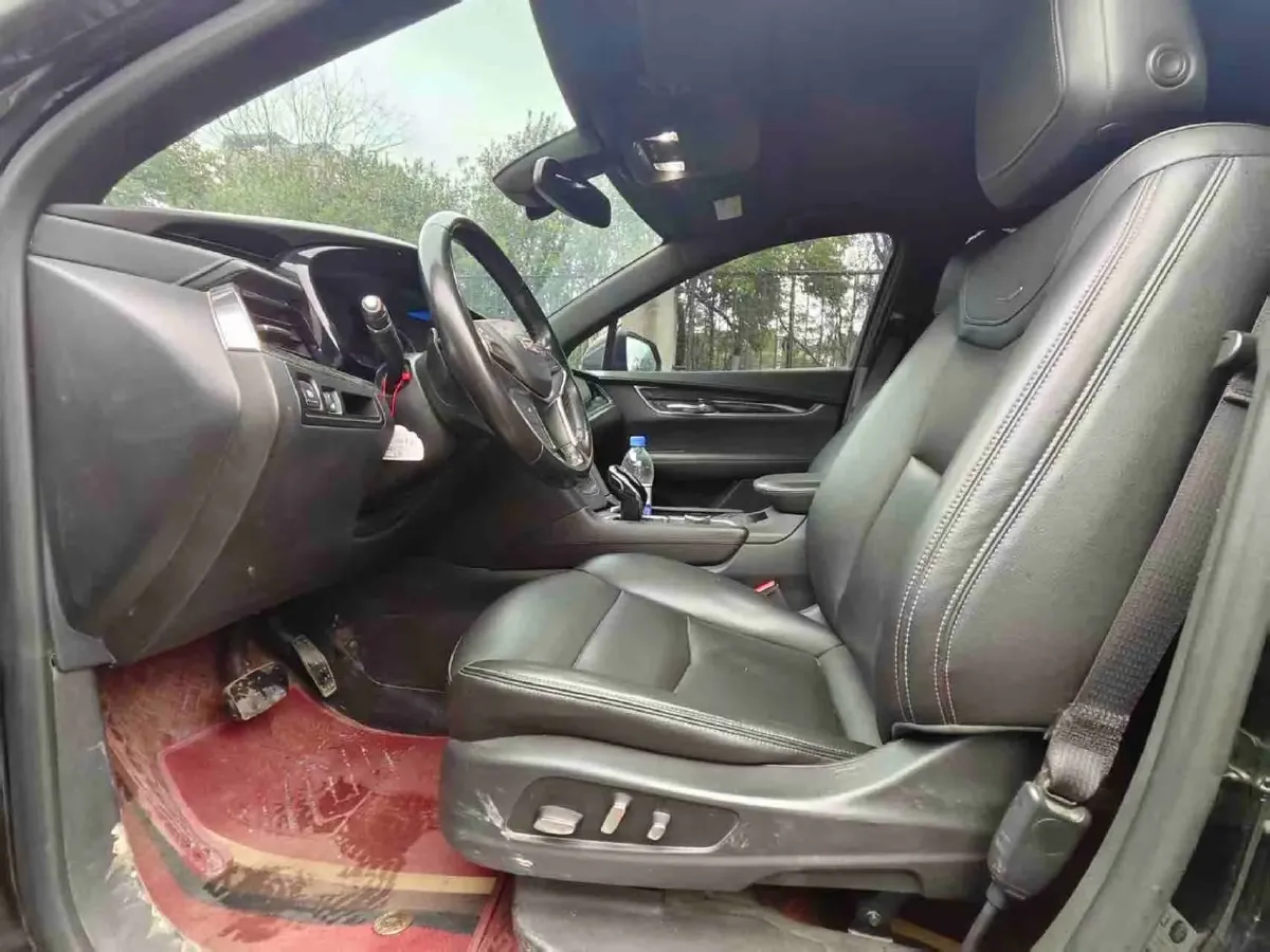 2021 Cadillac XT5 2.0T 237HP L4 9AT,autocango,china used car exporter,china ev exporter,chinese used car exporter,chinese used ev exporter