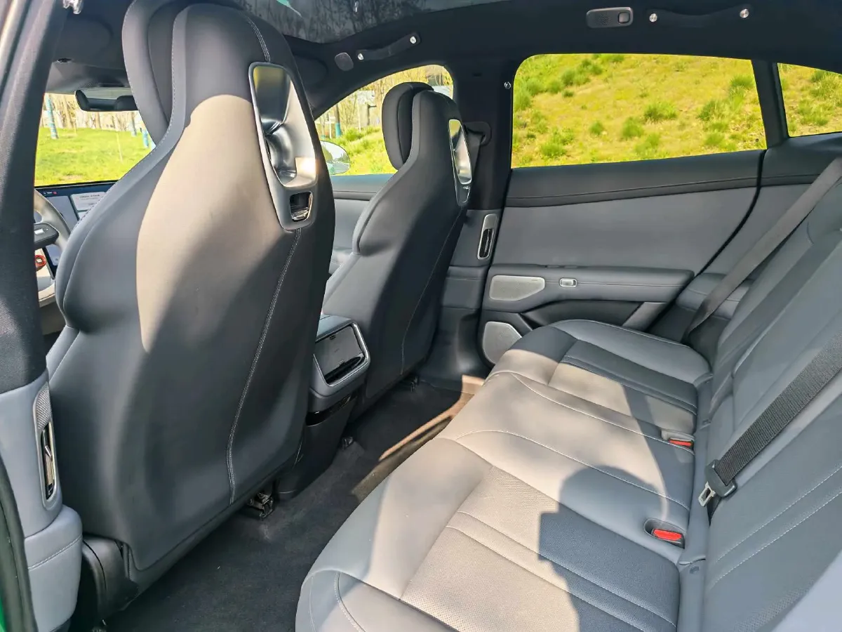 2025 MI YU7 BEV,autocango,china used car exporter,china ev exporter,chinese used car exporter,chinese used ev exporter