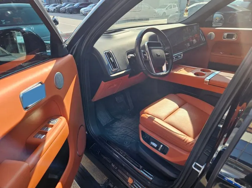 2023 Li L8 Range Extended 154HP REEV 40.9KWH,autocango,china used car exporter,china ev exporter,chinese used car exporter,chinese used ev exporter