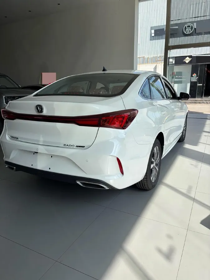 2025 ChangAn Eado 1.4T 160HP L4 7DCT,autocango,china used car exporter,china ev exporter,chinese used car exporter,chinese used ev exporter