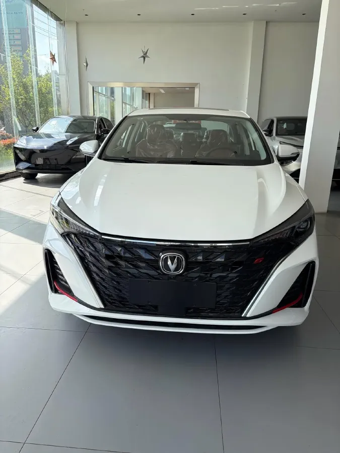 2025 ChangAn Eado 1.4T 160HP L4 7DCT,autocango,china used car exporter,china ev exporter,chinese used car exporter,chinese used ev exporter