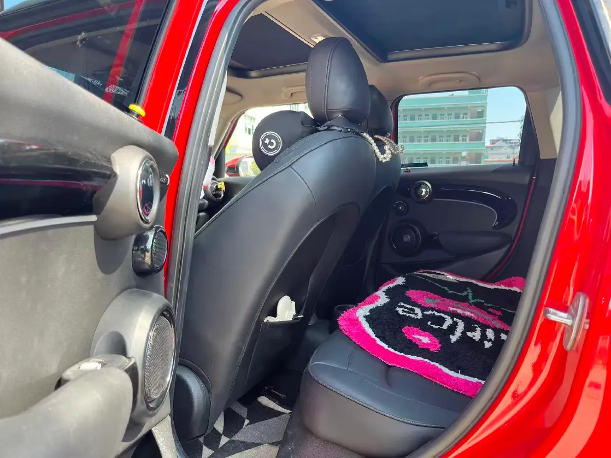 2022 MINI MINI 2.0T 192HP L4 7DCT,autocango,china used car exporter,china ev exporter,chinese used car exporter,chinese used ev exporter