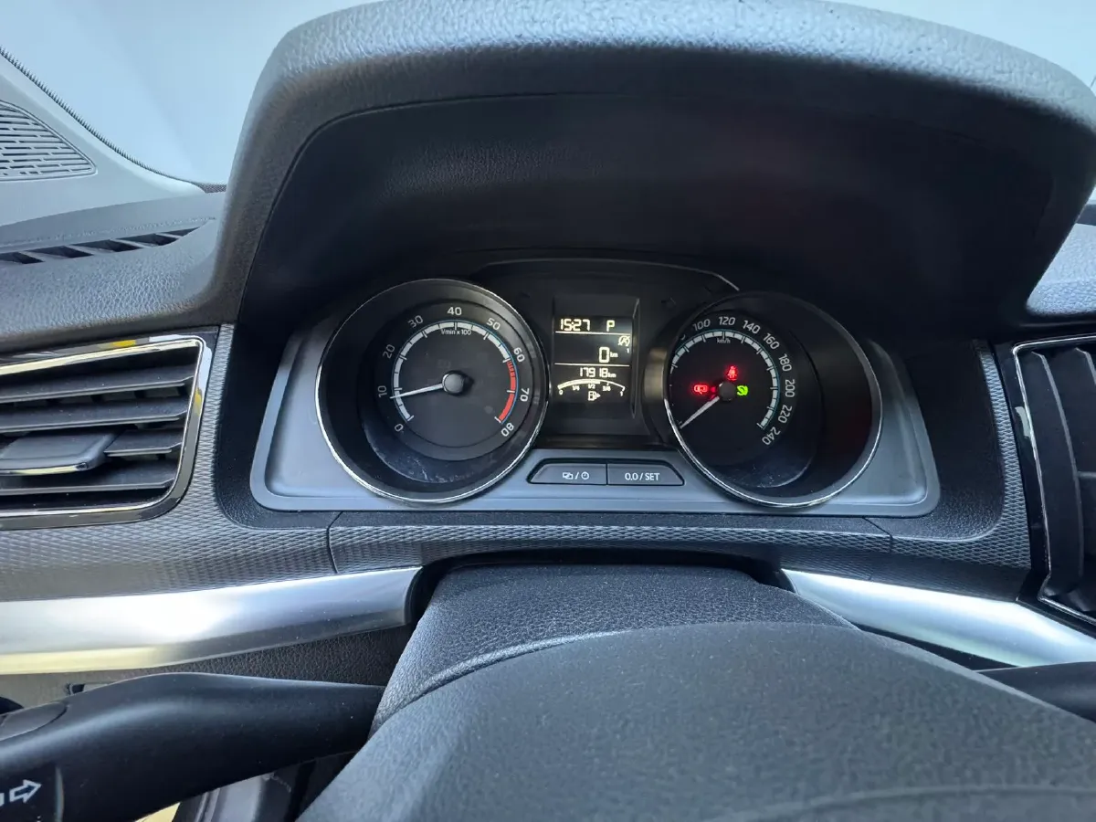 2022 Skoda Kamiq 1.5L 112HP L4 6AT,autocango,china used car exporter,china ev exporter,chinese used car exporter,chinese used ev exporter