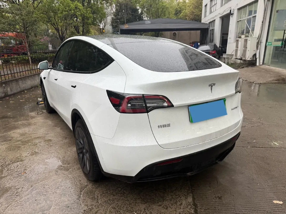 2024 Iveco OuSheng BEV 77.28KWH,autocango,china used car exporter,china ev exporter,chinese used car exporter,chinese used ev exporter