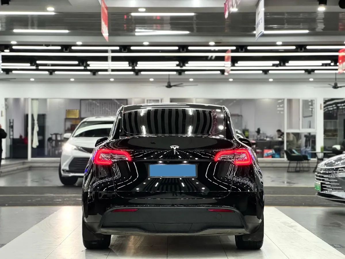 2022 Tesla Model Y BEV 60KWH,autocango,china used car exporter,china ev exporter,chinese used car exporter,chinese used ev exporter