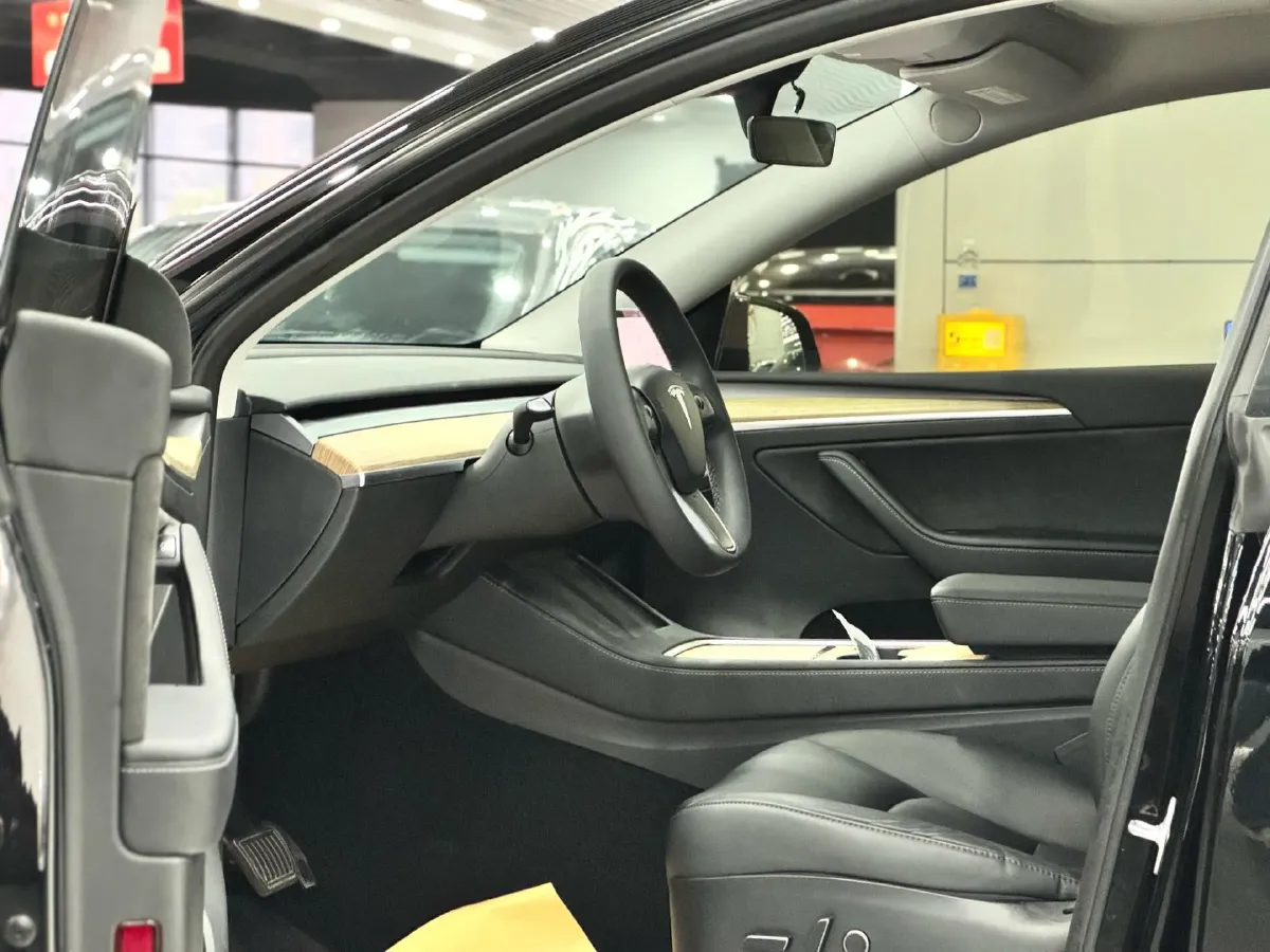 2022 Tesla Model Y BEV 60KWH,autocango,china used car exporter,china ev exporter,chinese used car exporter,chinese used ev exporter