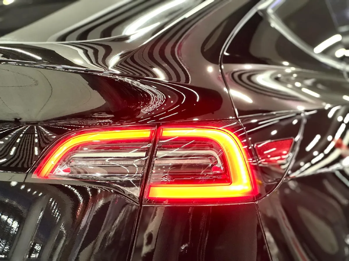 2022 Tesla Model Y BEV 60KWH,autocango,china used car exporter,china ev exporter,chinese used car exporter,chinese used ev exporter