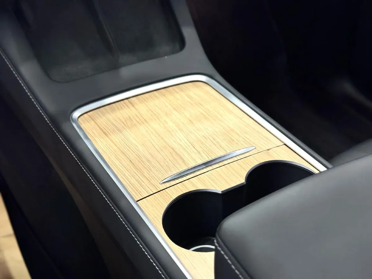 2022 Tesla Model Y BEV 60KWH,autocango,china used car exporter,china ev exporter,chinese used car exporter,chinese used ev exporter