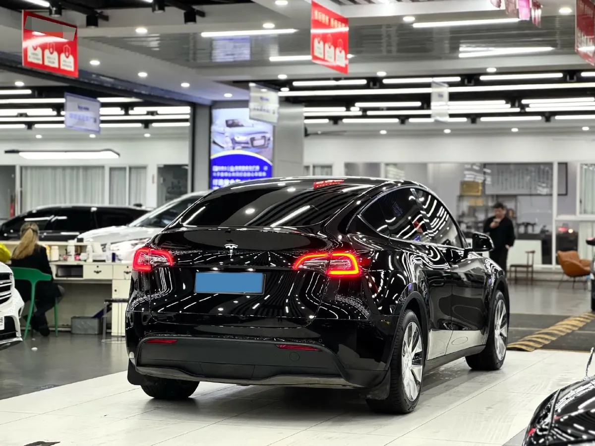 2022 Tesla Model Y BEV 60KWH,autocango,china used car exporter,china ev exporter,chinese used car exporter,chinese used ev exporter