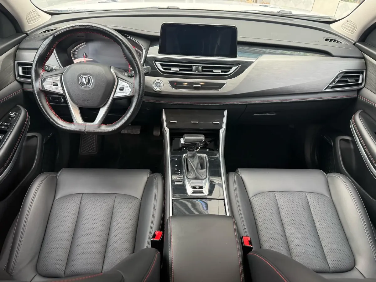 2021 ChangAn CS75 1.5T 178HP L4 7DCT,autocango,china used car exporter,china ev exporter,chinese used car exporter,chinese used ev exporter