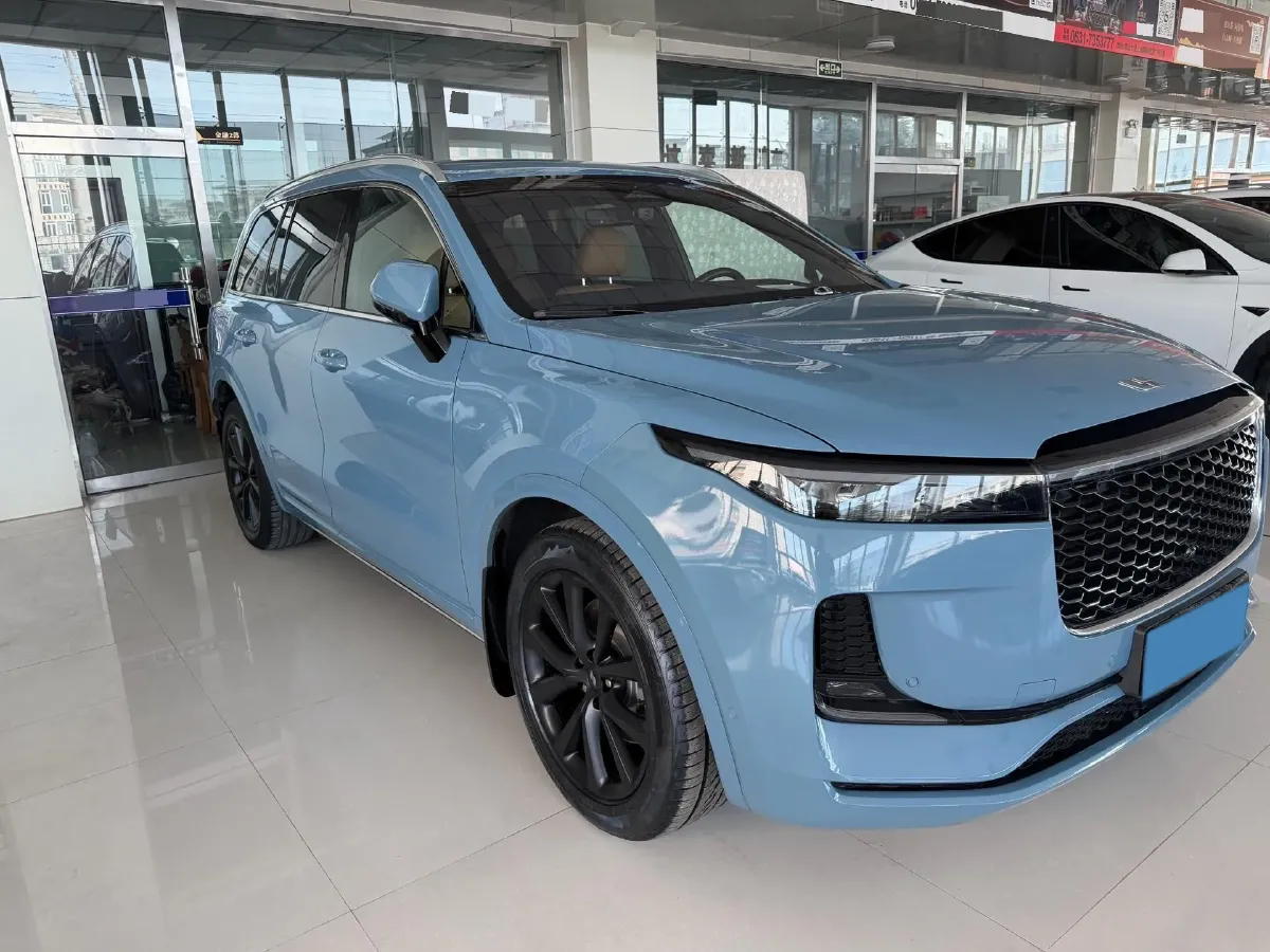 2021 Li ONE Range Extended 131HP REEV 40.5KWH,autocango,china used car exporter,china ev exporter,chinese used car exporter,chinese used ev exporter