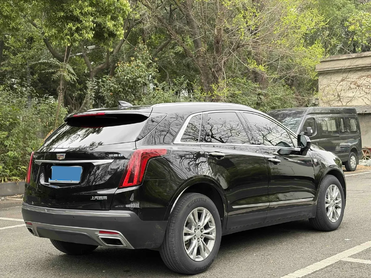 2022 Cadillac XT5 2.0T 237HP L4 9AT,autocango,china used car exporter,china ev exporter,chinese used car exporter,chinese used ev exporter