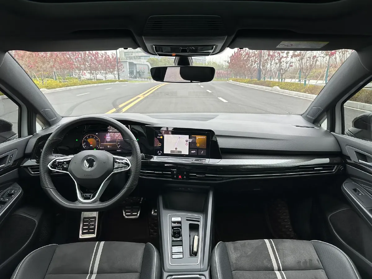 2023 Volkswagen Golf 1.4T 150HP L4 7DCT,autocango,china used car exporter,china ev exporter,chinese used car exporter,chinese used ev exporter