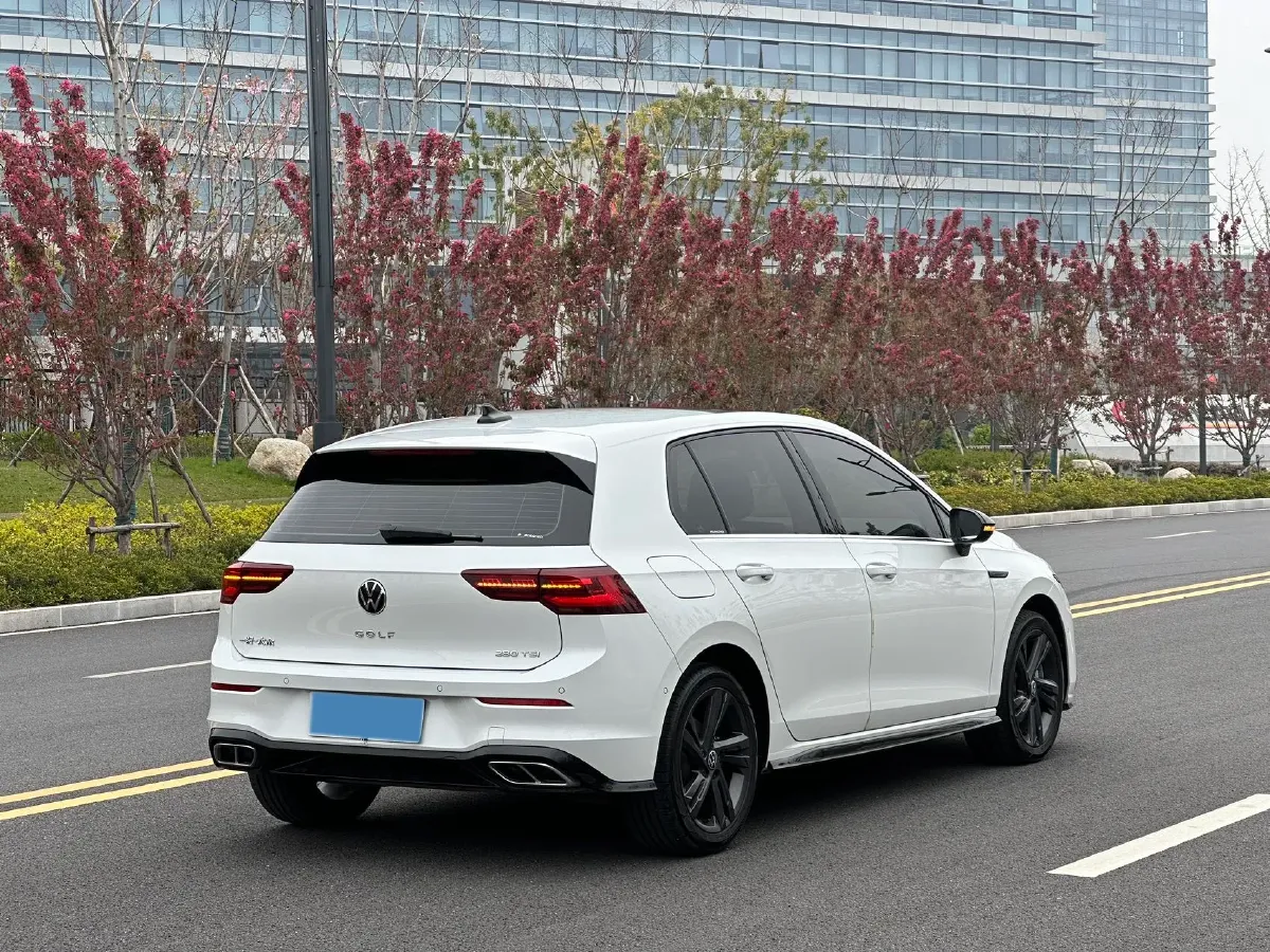 2023 Volkswagen Golf 1.4T 150HP L4 7DCT,autocango,china used car exporter,china ev exporter,chinese used car exporter,chinese used ev exporter