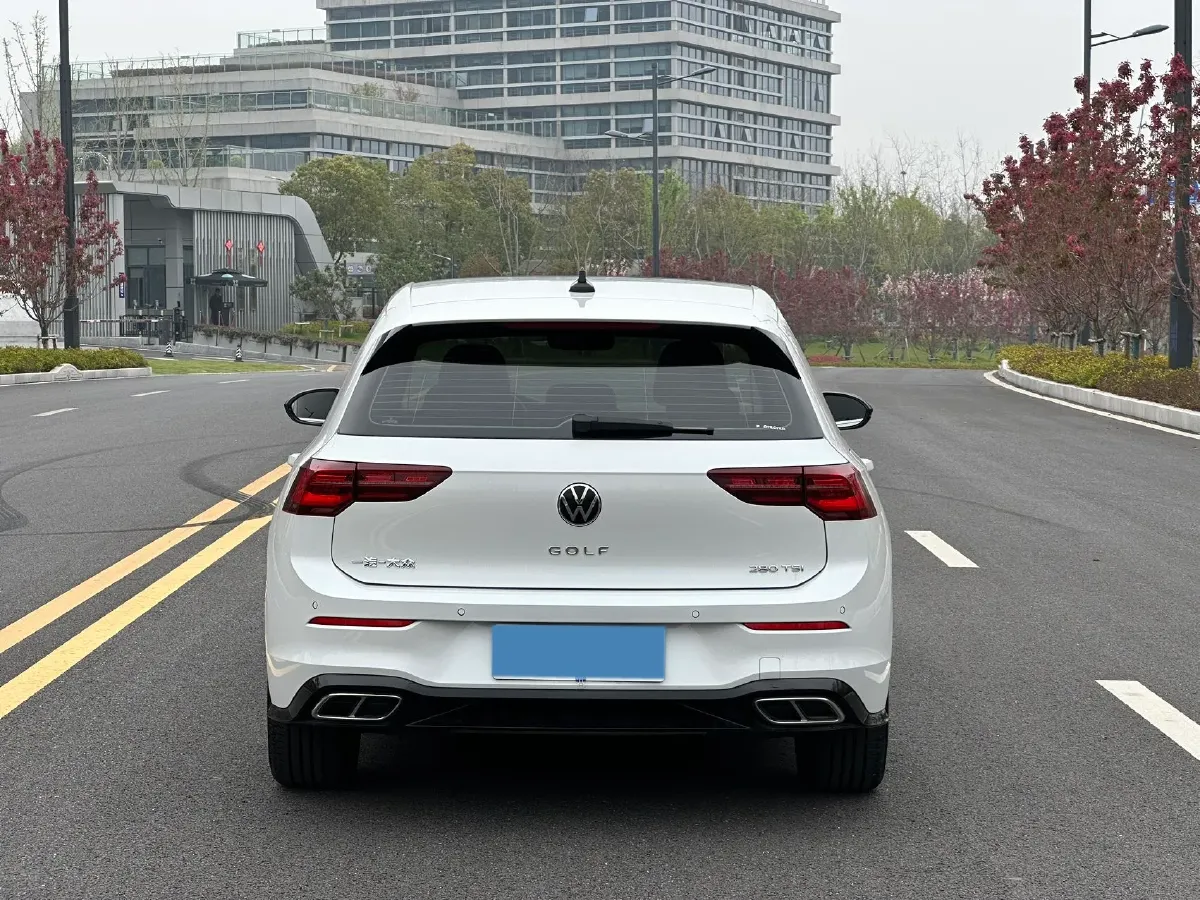 2023 Volkswagen Golf 1.4T 150HP L4 7DCT,autocango,china used car exporter,china ev exporter,chinese used car exporter,chinese used ev exporter