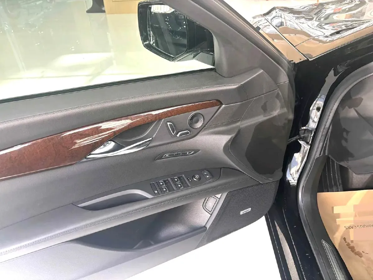 2022 Cadillac CT6 2.0T 237HP L4 10AT,autocango,china used car exporter,china ev exporter,chinese used car exporter,chinese used ev exporter