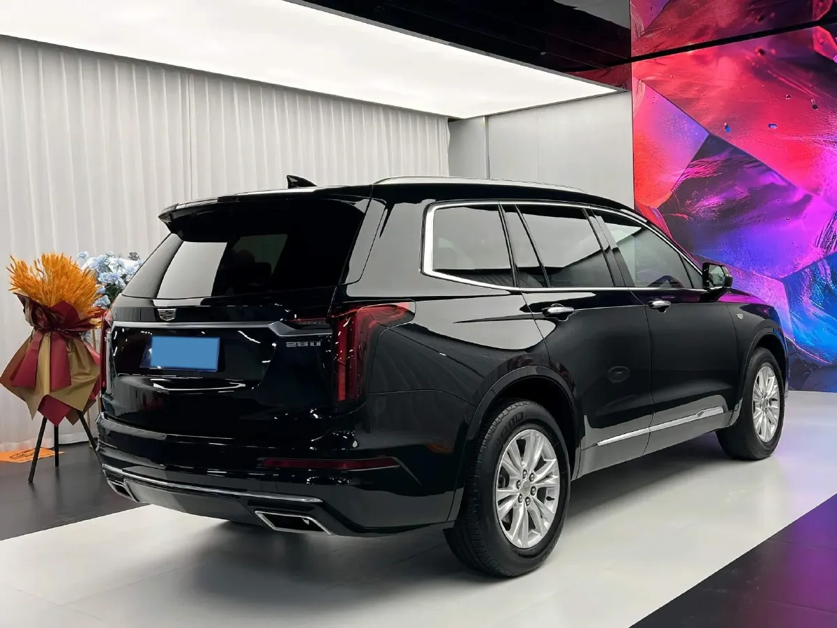 2020 Cadillac XT6 2.0T 237HP L4 9AT,autocango,china used car exporter,china ev exporter,chinese used car exporter,chinese used ev exporter