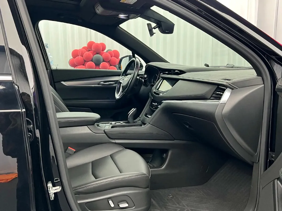 2020 Cadillac XT6 2.0T 237HP L4 9AT,autocango,china used car exporter,china ev exporter,chinese used car exporter,chinese used ev exporter