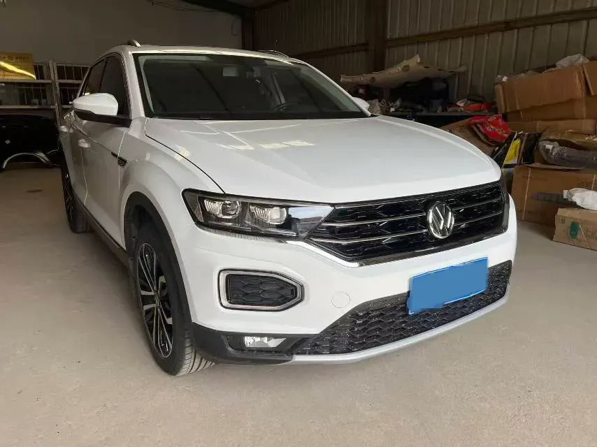 2021 Volkswagen T-Roc 1.4T 150HP L4 7DCT,autocango,china used car exporter,china ev exporter,chinese used car exporter,chinese used ev exporter