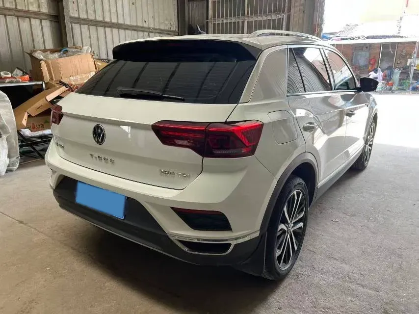 2021 Volkswagen T-Roc 1.4T 150HP L4 7DCT,autocango,china used car exporter,china ev exporter,chinese used car exporter,chinese used ev exporter