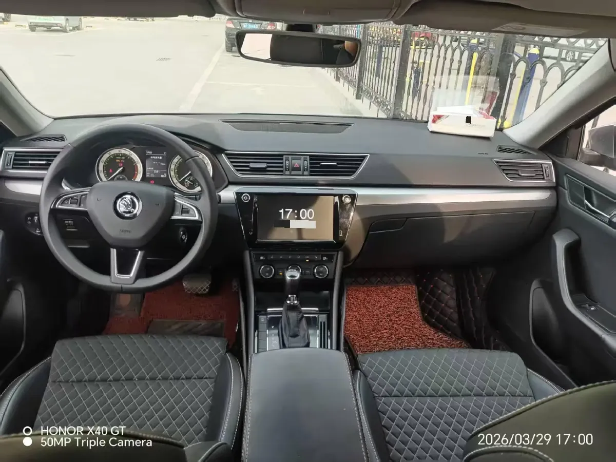 2018 Skoda Superb 1.8T 180HP L4 7DCT,autocango,china used car exporter,china ev exporter,chinese used car exporter,chinese used ev exporter