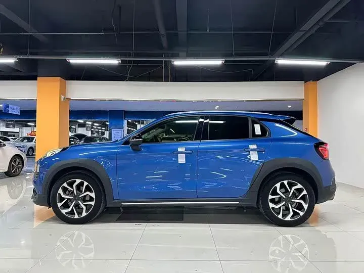 2018 Toyota C-HR 2.0L 171HP L4 CVT,autocango,china used car exporter,china ev exporter,chinese used car exporter,chinese used ev exporter
