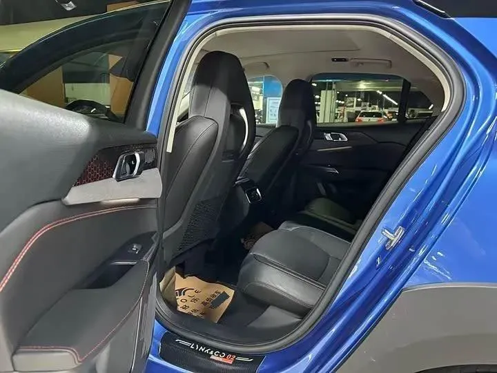 2018 Toyota C-HR 2.0L 171HP L4 CVT,autocango,china used car exporter,china ev exporter,chinese used car exporter,chinese used ev exporter