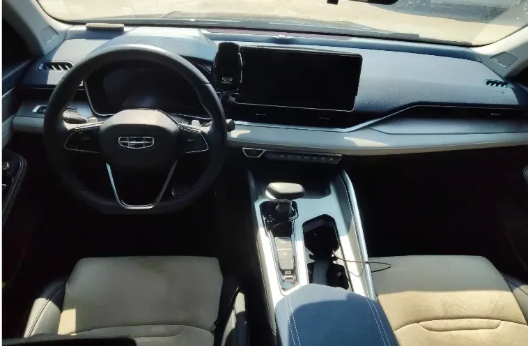 2023 Geely Preface 2.0T 190HP L4 7DCT,autocango,china used car exporter,china ev exporter,chinese used car exporter,chinese used ev exporter