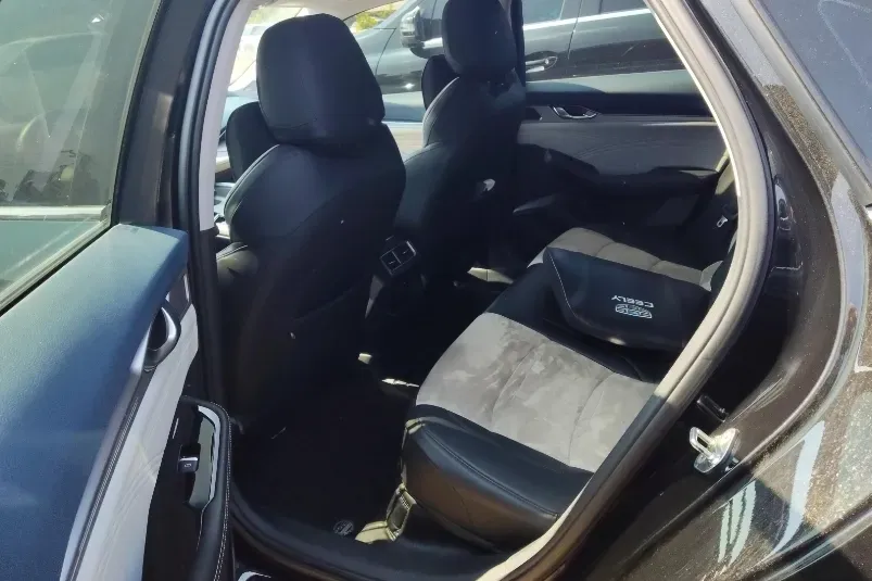 2023 Geely Preface 2.0T 190HP L4 7DCT,autocango,china used car exporter,china ev exporter,chinese used car exporter,chinese used ev exporter