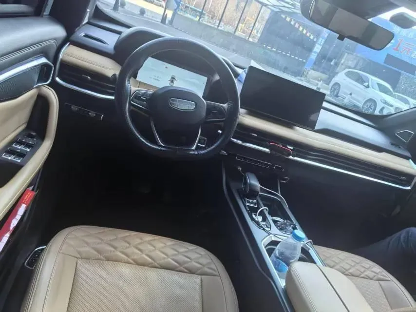 2023 Geely Okavango L 2.0T 218HP L4 7DCT,autocango,china used car exporter,china ev exporter,chinese used car exporter,chinese used ev exporter