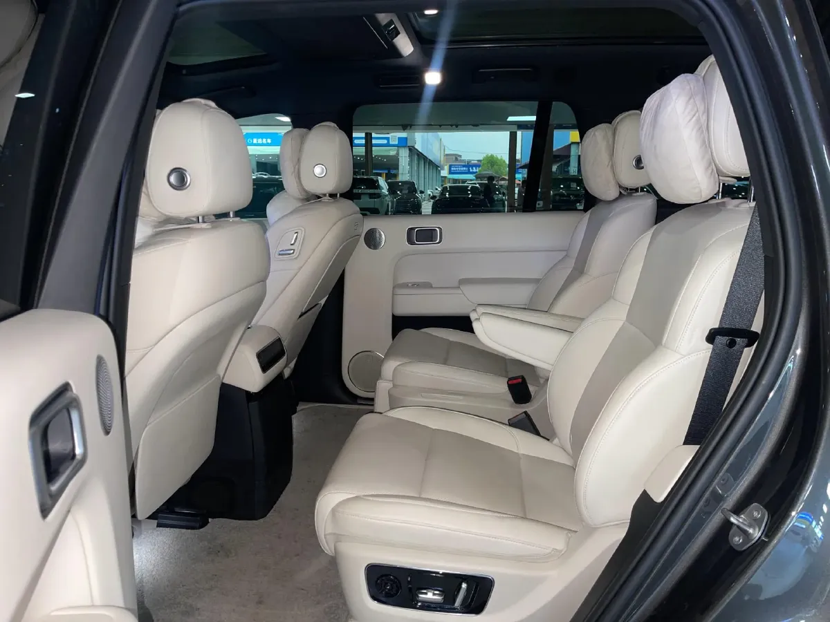 2025 Li L9 Range Extended 154HP REEV,autocango,china used car exporter,china ev exporter,chinese used car exporter,chinese used ev exporter