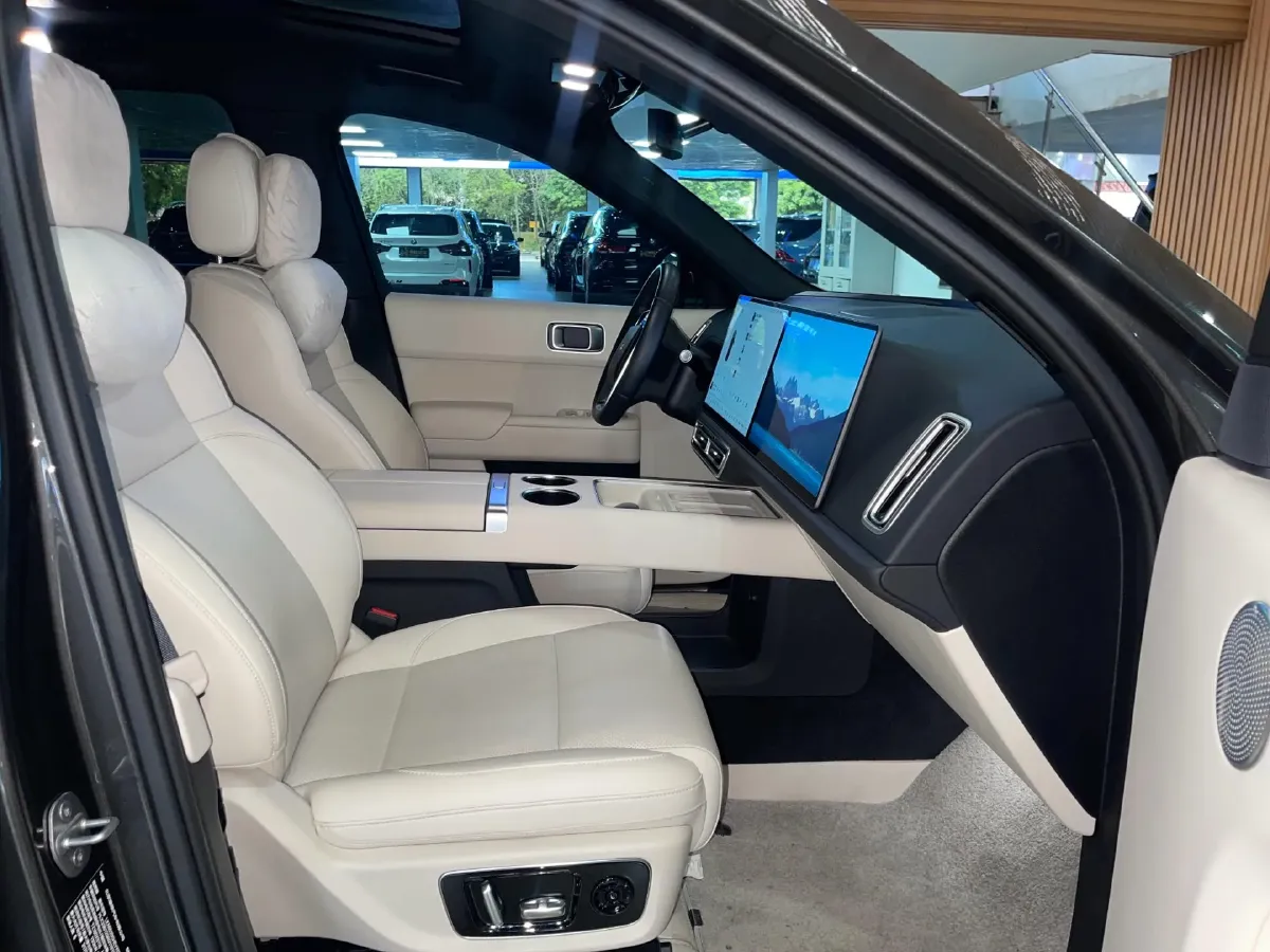 2025 Li L9 Range Extended 154HP REEV,autocango,china used car exporter,china ev exporter,chinese used car exporter,chinese used ev exporter