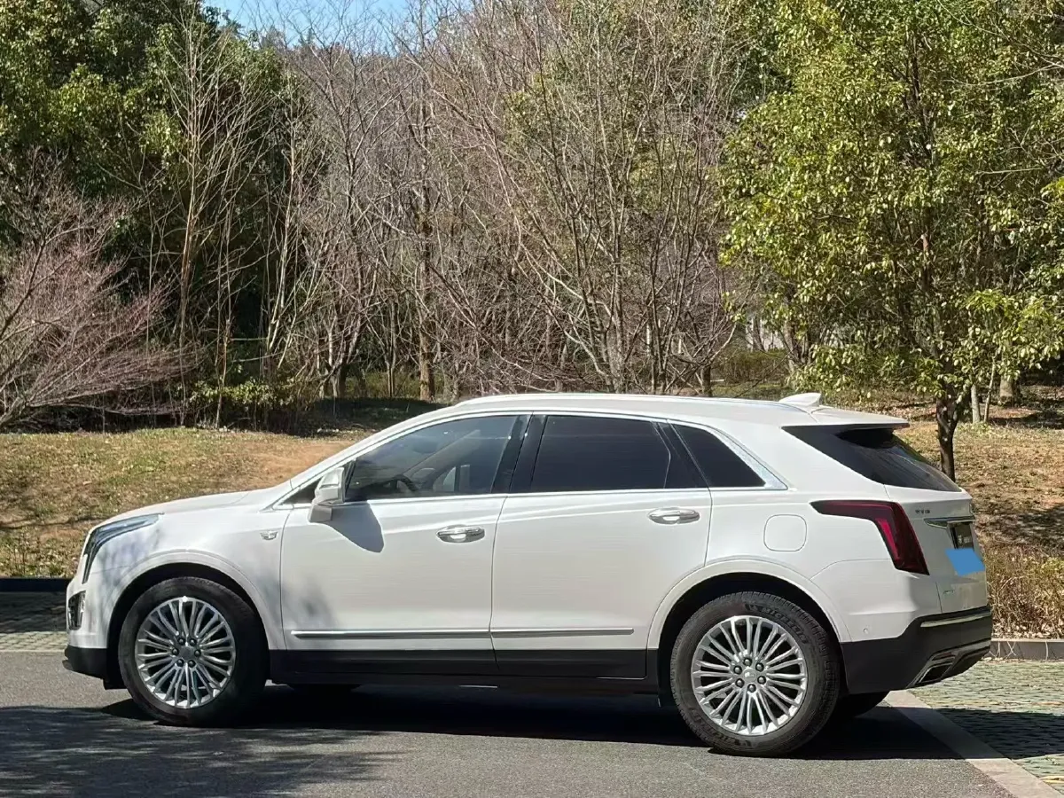 2020 Cadillac XT5 2.0T 241HP L4 9AT,autocango,china used car exporter,china ev exporter,chinese used car exporter,chinese used ev exporter