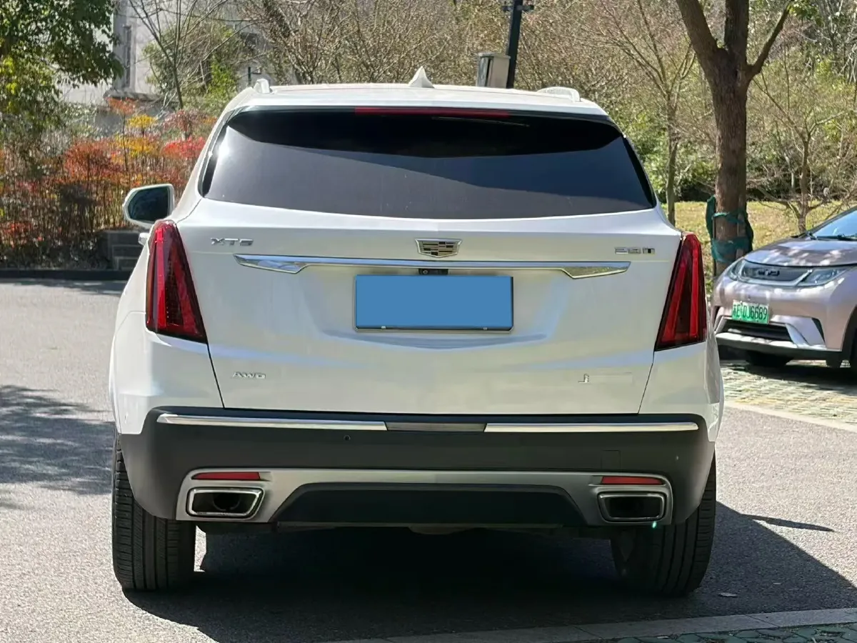 2020 Cadillac XT5 2.0T 241HP L4 9AT,autocango,china used car exporter,china ev exporter,chinese used car exporter,chinese used ev exporter