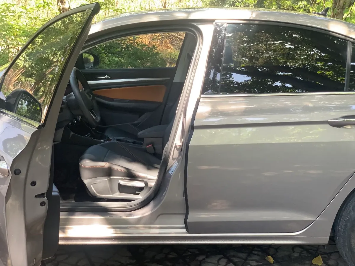 2023 Volkswagen Bora 1.2T 116HP L4 7DCT,autocango,china used car exporter,china ev exporter,chinese used car exporter,chinese used ev exporter