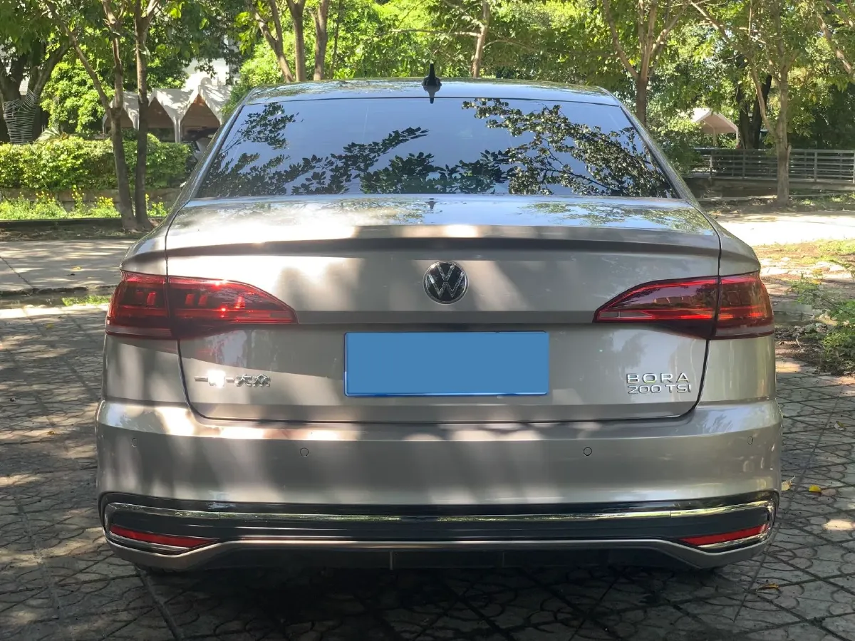 2023 Volkswagen Bora 1.2T 116HP L4 7DCT,autocango,china used car exporter,china ev exporter,chinese used car exporter,chinese used ev exporter