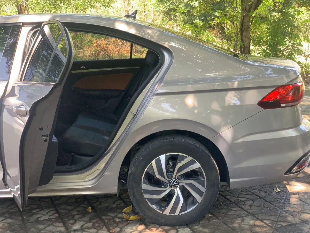 2023 Volkswagen Bora 1.2T 116HP L4 7DCT,autocango,china used car exporter,china ev exporter,chinese used car exporter,chinese used ev exporter