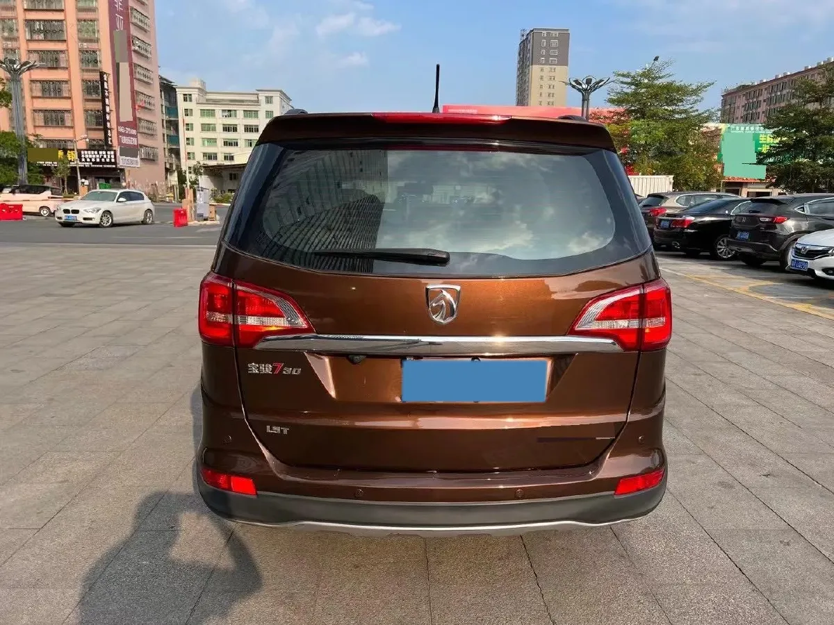 2016 BaoJun 560 1.5T 150HP L4 6MT,autocango,china used car exporter,china ev exporter,chinese used car exporter,chinese used ev exporter