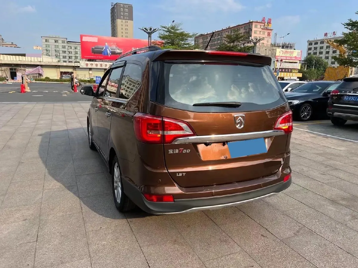 2016 BaoJun 560 1.5T 150HP L4 6MT,autocango,china used car exporter,china ev exporter,chinese used car exporter,chinese used ev exporter