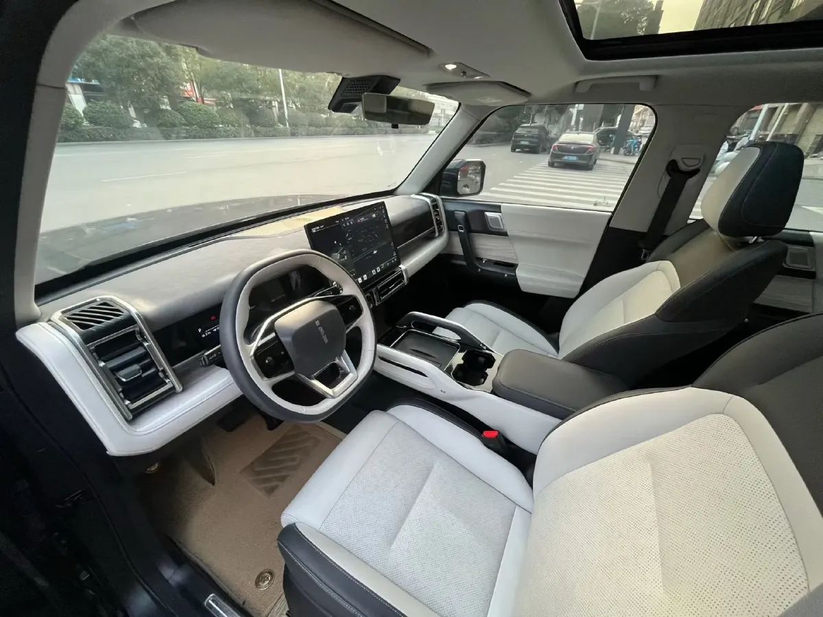 2024 iCAR iCAR 03 BEV 65.69KWH,autocango,china used car exporter,china ev exporter,chinese used car exporter,chinese used ev exporter